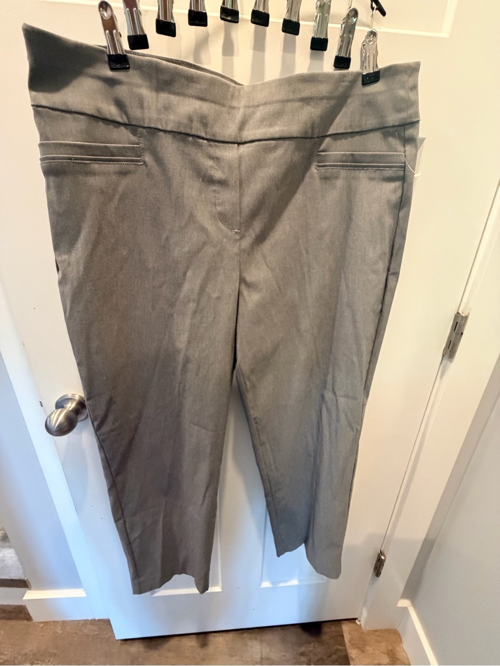 Alfred Dunner Gray Pull On Dress Pants Size 16 Stretch Career Office Slacks